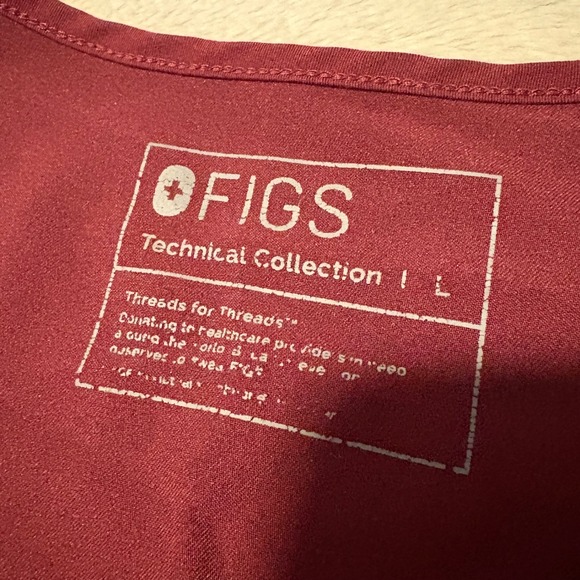 FIGS Women Scrub Set Casma Top LARGE Yola Pants MEDIUM Burgundy Maroon - Picture 3 of 9